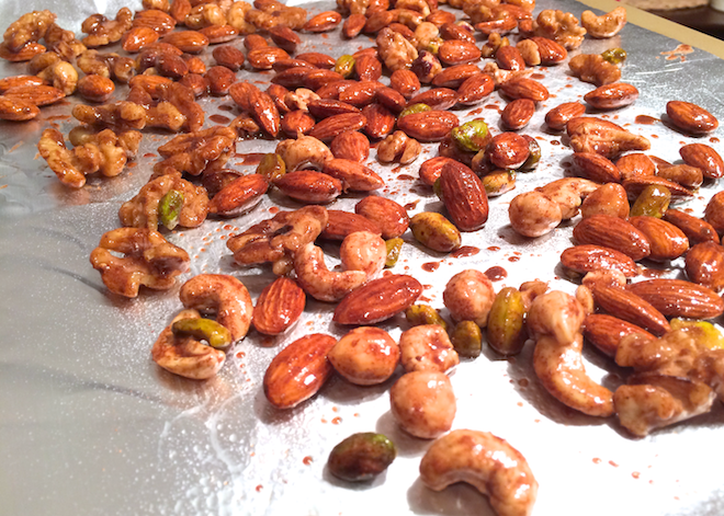 Pumpkin Pie Spiced Nuts | RachaelRoehmholdt.com