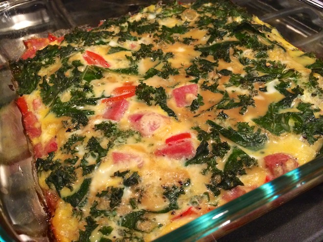 Sausage Kale & Roasted Red Pepper Frittata | RachaelRoehmholdt.com