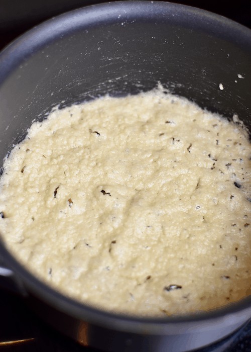 How to make gluten-free roux: cook the roux