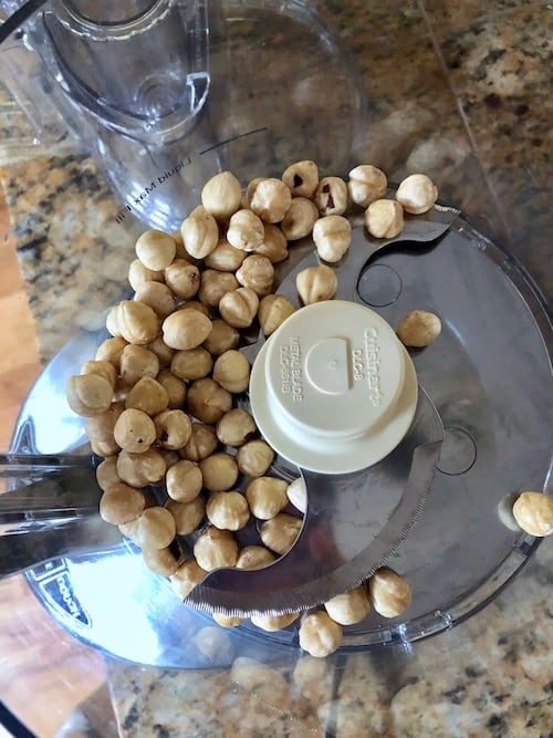 Dairy-free Nutella: Roasted hazelnuts