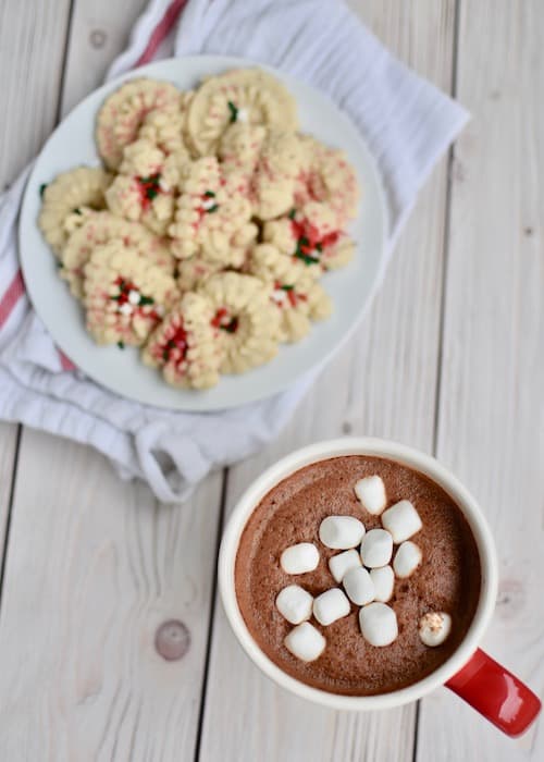 Dairy-free Peppermint Hot Chocolate