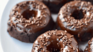 Do Donuts Have Dairy? - Rachael Roehmholdt