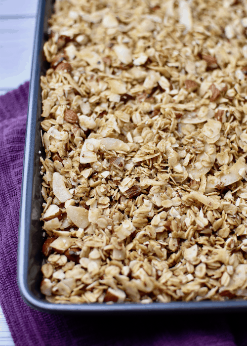 Gluten-free Granola Recipe (Dairy-free, Vegan): cool and enjoy