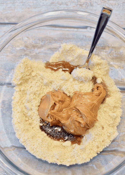 Gluten-free Peanut Butter Cookies: make the dough